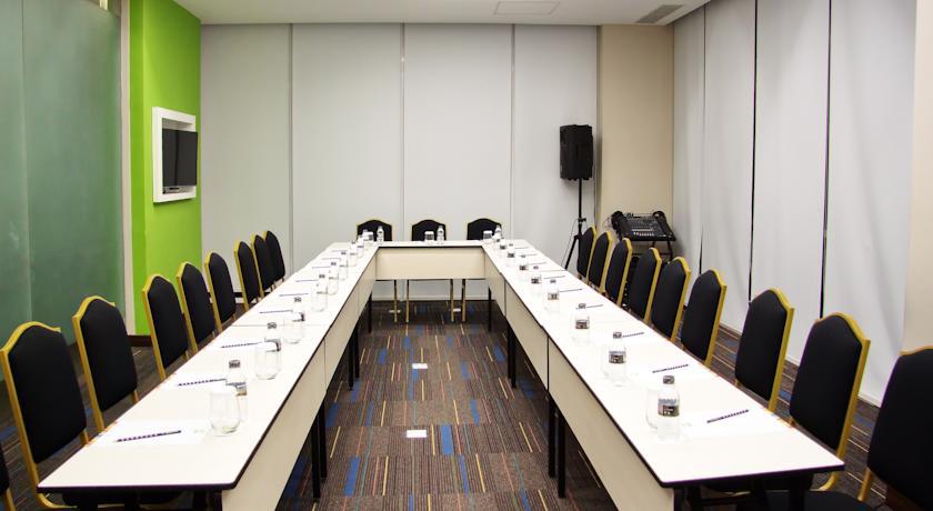All Seasons Jakarta Thamrin מראה חיצוני תמונה